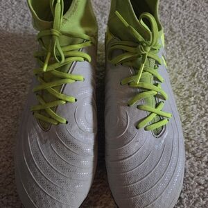 Nike Soccer Cleats M7 Men/Teen Boy